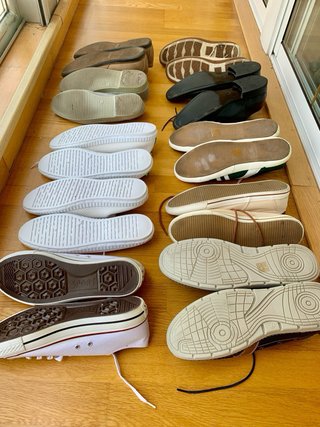 Lote 10 pares de zapatos variados tallas 44 - 45