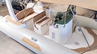 Capelli Tempest 750 - Suzuki 250