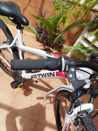 Bicicleta BTwin MTB Blanca