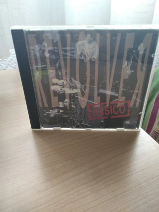 CD Revolver Básico