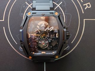 Reloj CIGA Design Hunter Esqueleto Negro y dorado