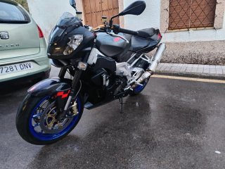 Aprilia Tuono 1000 Naked Negra/Plata