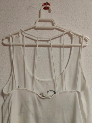 Camiseta de chica talla M de Pull & Bear.