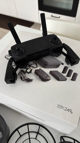 DJI Mavic Mini - Fly More Combo