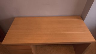 Escritorio IKEA madera con cajonera
