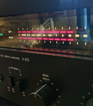 Amplificador Sansui A-60 DC Servo