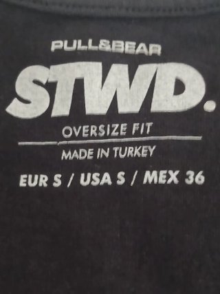 Camiseta Pull&Bear Oversize S Negra Manga Corta
