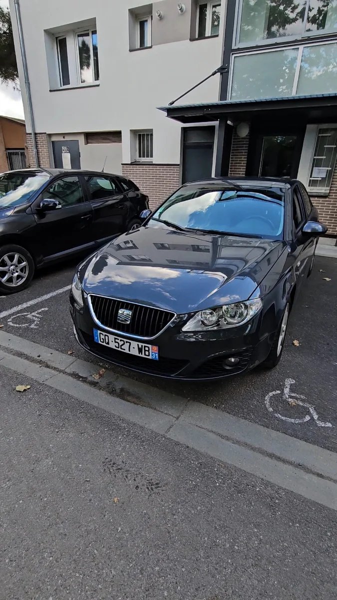 SEAT Exeo 2011 - foto 1
