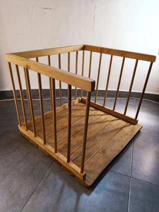 Cambiador bebé madera, estilo Pikler