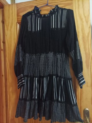 Vestido de fiesta con flecos