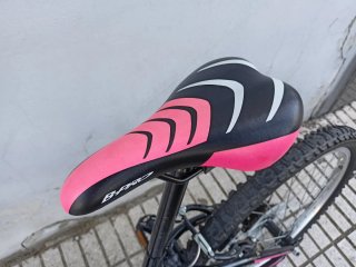 Bicicleta 24 pulgadas B-Pro Negra y Rosa.
