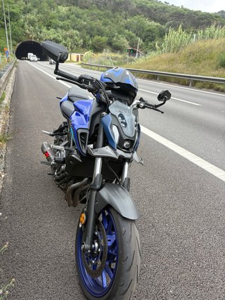 Yamaha MT-07 Naked Negra/Azul