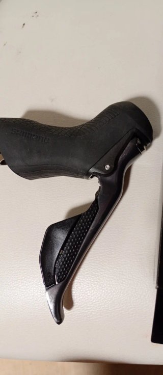 Maneta Shimano Ultegra R8070 Di2 Hidráulica