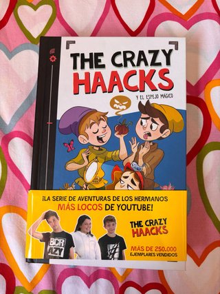 The Crazy Haacks y el espejo mágico