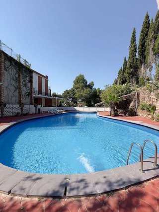 Casa pareada en alquiler en Serra