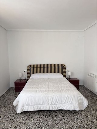 Casa pareada en alquiler en Serra