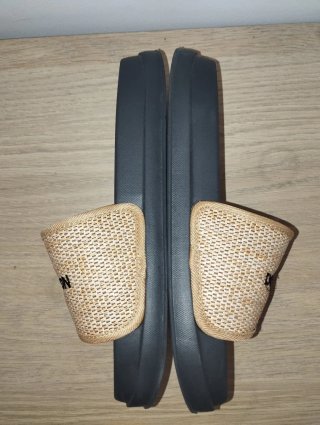 Chanclas Don Algodón Beige y Negras