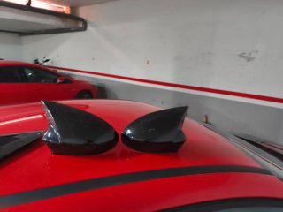 Carcasa Espejo Ford Focus 2017 Negro y otras rojas