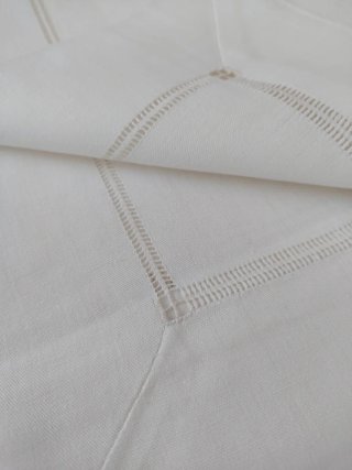Lenzuolo matrimoniale misto lino ricamato a mano