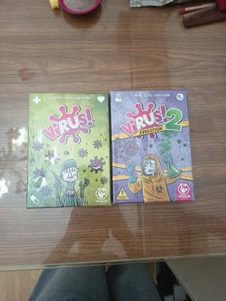 Juego de mesa Virus! y Virus! 2 Evolution