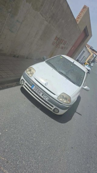 Renault Clio 2002