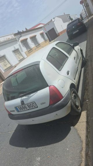 Renault Clio 2002