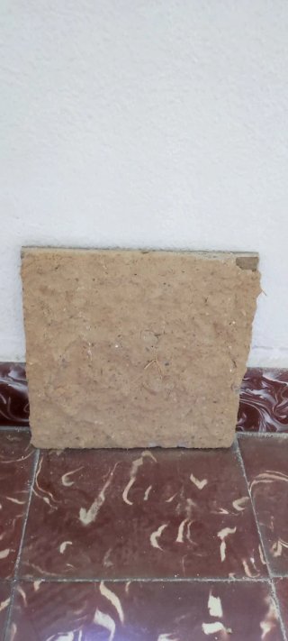 Azulejos vintage marrones y beige
