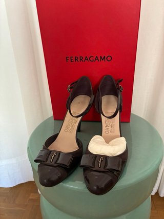 Salvatore Ferragamo Zapatos Salón Tacón