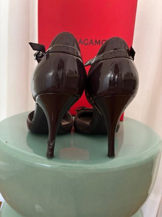 Salvatore Ferragamo Zapatos Salón Tacón