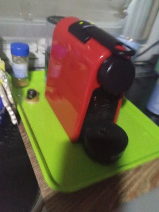 Cafetera Nespresso Krups Roja