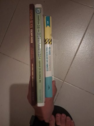 Tres libros de enigmas de lógica para niños