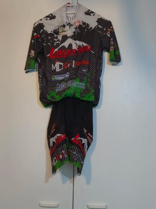 Completo ciclismo Lavica Bike taglia M