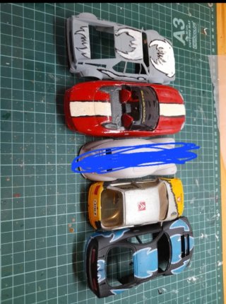 Lote n 7 Carrocerías Scalextric y Resina