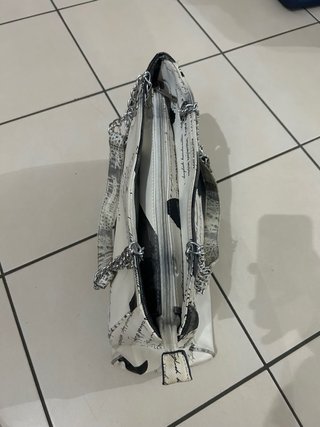 Borsa donna con scritte e farfalle