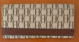 Cartera Carolina Herrera CH Beige y Marrón