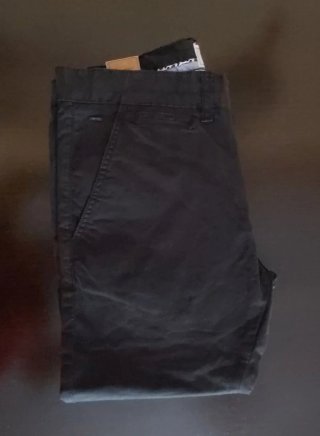 Pantaloni chino neri da uomo, skinny fit