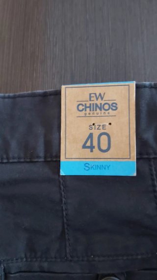 Pantaloni chino neri da uomo, skinny fit