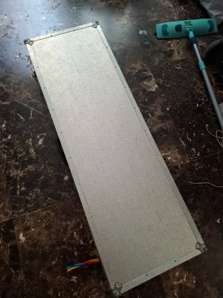 Teclado Electrónico con Caja Metálica