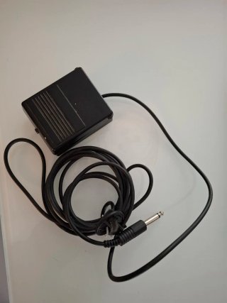 Teclado Electrónico con Caja Metálica