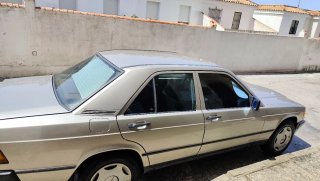 Mercedes-Benz 190 1986