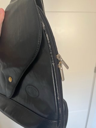 Mochila de piel negra auténtica