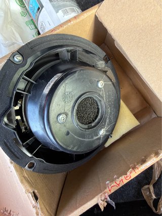 Altavoz Dynaudio Negro