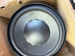 Altavoz Dynaudio Negro