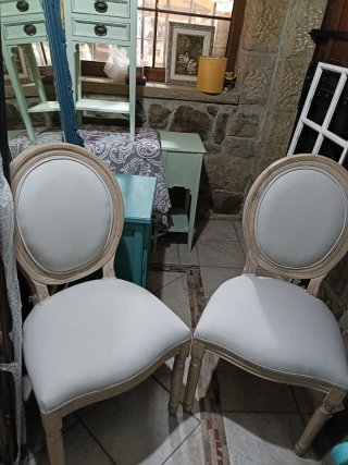Sillas de comedor estilo Luis XVI