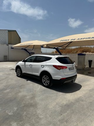 Hyundai Grand Santa Fe
