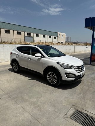 Hyundai Grand Santa Fe
