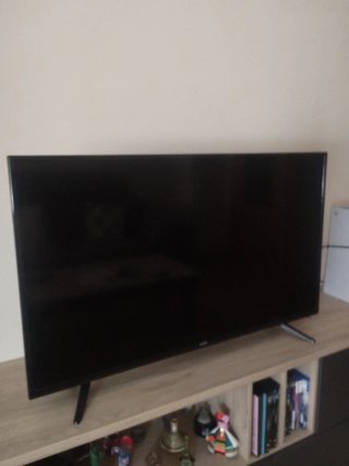 Televisión Kunft 40 Negra