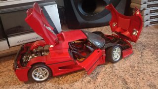 Maqueta Ferrari Clásica Roja