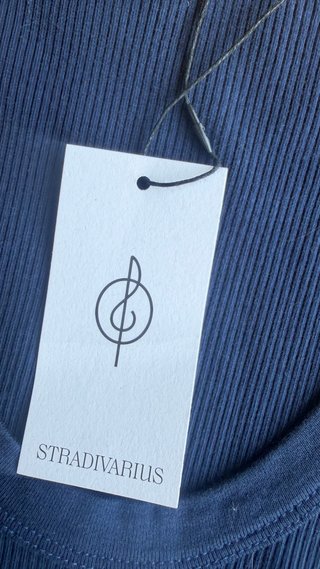 Top Stradivarius azul marino sin mangas Talla XS