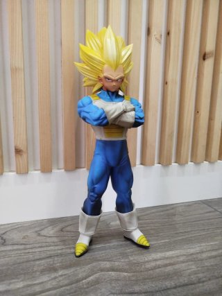Figura Vegeta SSJ3